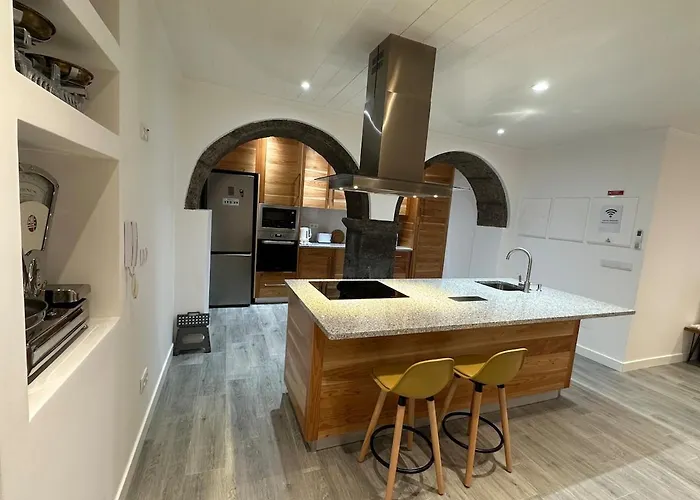 A Mercearia Agua de Pau